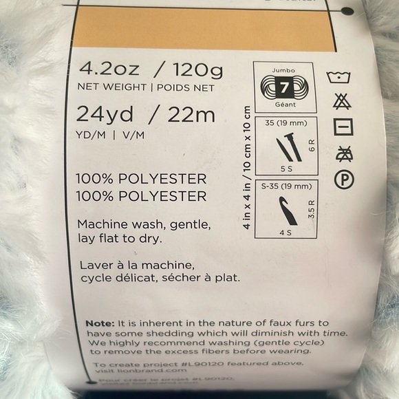 Lion Brand Go For Faux Blue Bengal~ 2 skeins - Picture 4 of 6